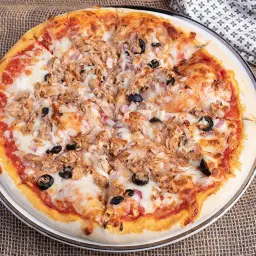 Tuna Pizza